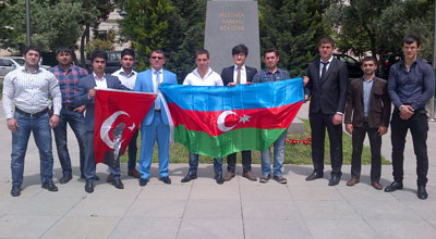 DAK Mustafa Kamal Atatürkü anıb