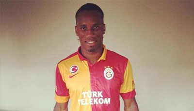 Droqba Qalatasaray forması geydi