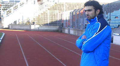 Vaqif Cavadov maaşını ala bilmir