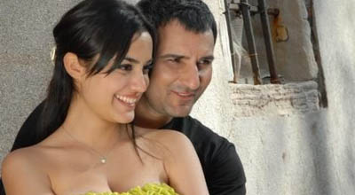 Rafet El Roman ikinci dəfə evlənir .