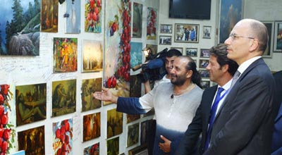 Enriko Letta qədim İçərişəhərlə tanış olub