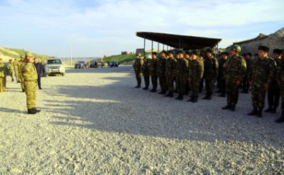 Müdafiə naziri General Zakir Həsənov cəbhədə