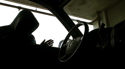 Gəncədə Toyota Prado qarət edildi