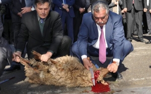Ehed Abıyev qurban kesdi