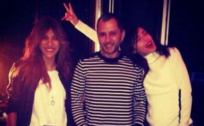 Röya Ayxan Türk müğenni Gülşen ile birlikde