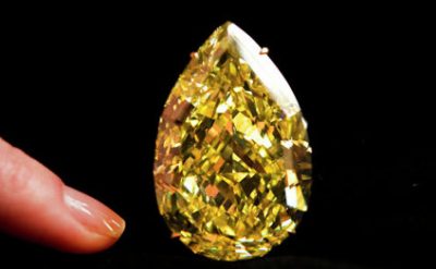 Nadir briliyant 31 milyon dollara satıldı