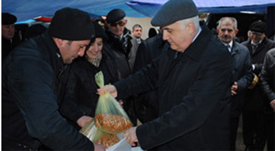 İsmet Abbasov vetendaşları qebul edecek