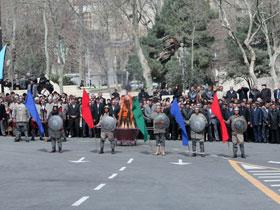 İlham Əliyev Novruz şənliyində iştirak edib
