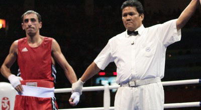 Döyüşçümüz Elvin İsayev erməni rəqibini diz çökdürdü