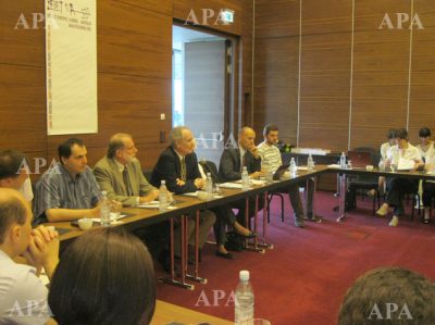 Tiflisdə “Azad ictimai institutlar” mövzusunda tədbir keçirilib