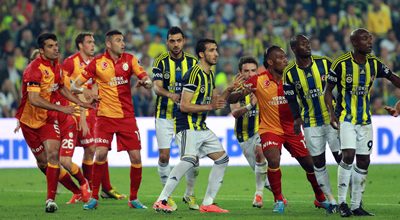 Qalatasaray klubunu çetin reqibler gözleyir