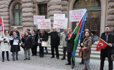 Türk və Azərbaycan diasporu Stokholmda mitinq keçirib