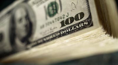 2 milyon dolları metroda unutdu