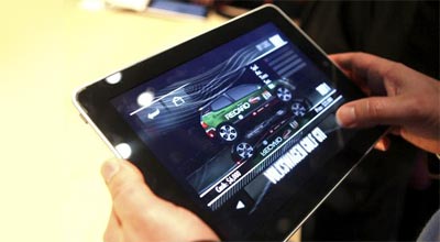 1,2 santimetr qalınlıqlı və 680 qram çəkili Apple iPad noutbuk