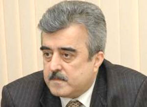 “Biznes sahəsində məsləhətçi kimi çalışıram”