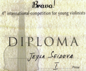 Ceyla Seyidova birincilik qazanıb