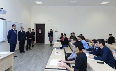 Çin sefiri Xun Tsuin Elmar Qasımovla görüşdü