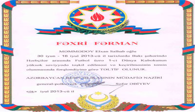 Səfər Əbiyev AFFA əməkdaşlarına mükafat verib