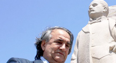 Mehemmed Emin Resulzadenin nevesi emeliyyat oldu
