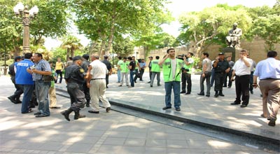 Bir qrup müxalifət fəalı aksiya keçirməyə cəhd edib