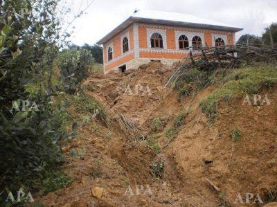 Lerik rayonunda torpaq sürüşməsi qeydə alınıb