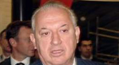 Cahangir Əsgərov "Əməkdar Pilot" adı aldı
