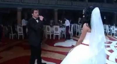 Nadir Qafarzadənin apardığı toydan maraqlı kadr