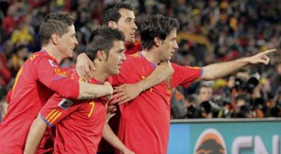 İspaniya millisi Dünya Çempionatında ilk qələbəsini qazandı