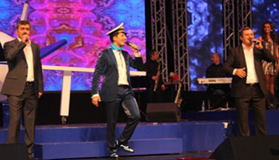 “Gangam style” və “Davay, do svidaniya” Heydər Əliyev Sarayında (FOTO)