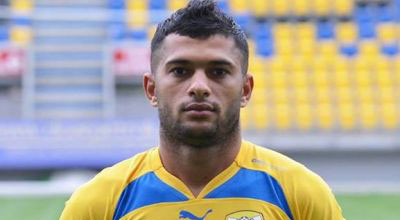 Elhad Neziri Revan klubundan qovuldu