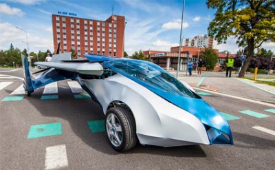700 km/süret yığa bilen uçan avtomobil