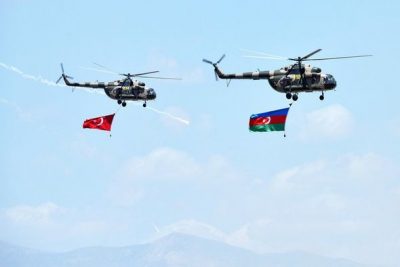 Azerbaycan ve Türkiye ortak askeri tatbikat yaptı