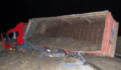 Xocahəsən yolunda iki “Kamaz” toqquşub