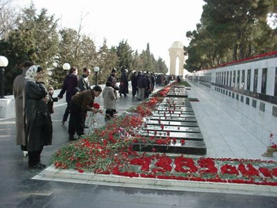 Şəhidlər Xiyabanına ziyarət