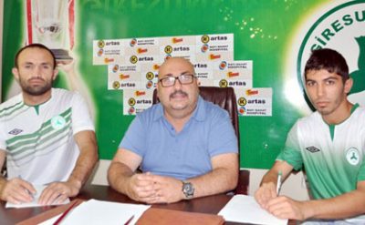 Azərbaycanın iki futbolçusu Türkiyədə oynayacaq