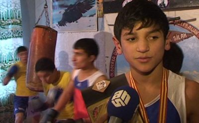 Azerbaycanlı idmançı ermenini nakauta saldı