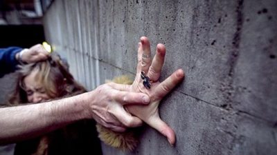 18 yaşlı oğlan 14 yaşlı xalası qızına təcavüz edib