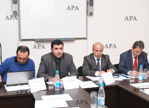 “İnternet azadlığı və təhlükəsizliyi” mövzusunda dəyirmi masa keçirilib