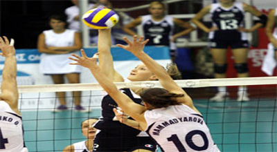 Voleybolçularımız qalib