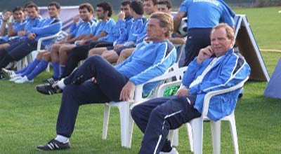 Futbolçularımız Almaniyaya yola düşürlər