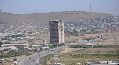 Mənzil alan jurnalistlərin kimliyi bəlli oldu