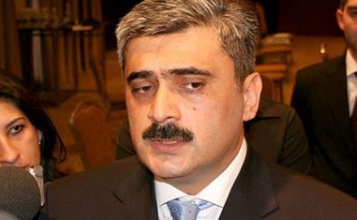 25 herbi qulluqçuya ev verilib