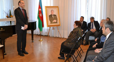 Parisdə Heydər Əliyevin xatirəsi anılıb