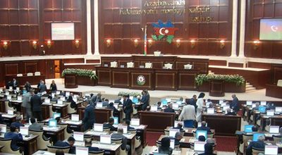 Deputatları 7 məsələ gözləyir