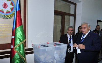 Baş nazir və spiker səs verdi