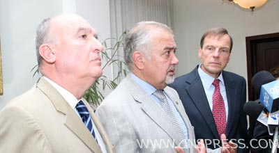 Prezident həmsədrləri qəbul etdi