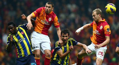 Qalatasaray Fənərbağça klubunu udub 2:1
