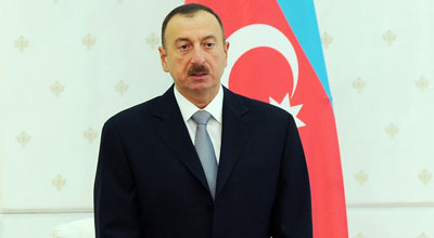 Fəxri adlara görə aylıq təqaüdlər artırıldı