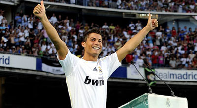 Ronaldo inanılmazı bacardı (VİDEO)