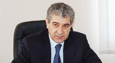 Əli Əhmədov: "Ölkənin gələcəyi gənclərlə bağlıdır"